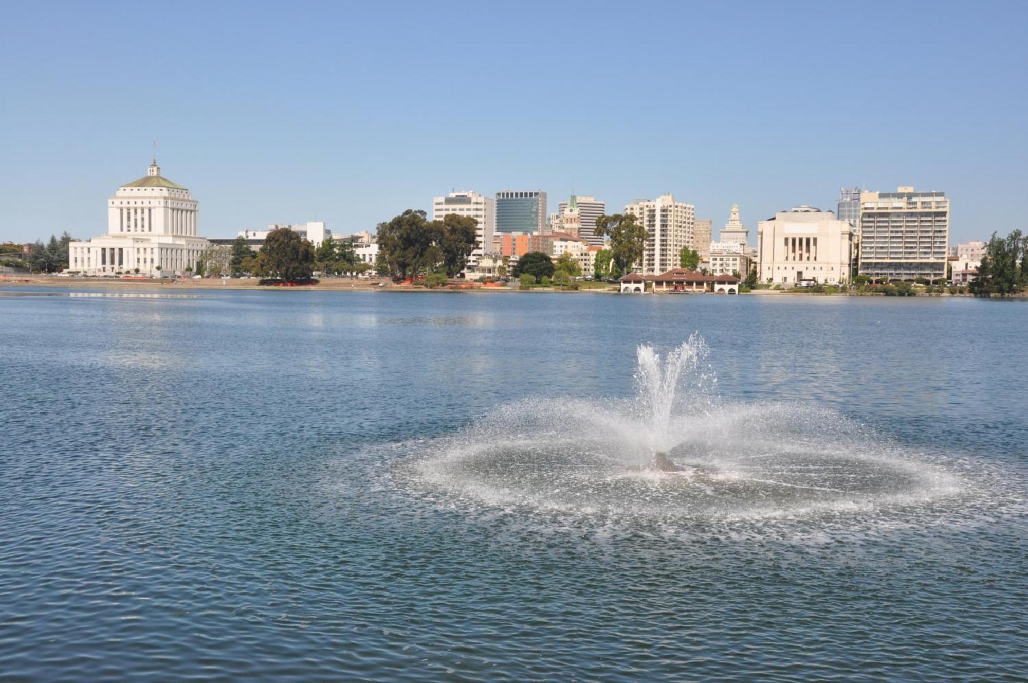 Americas Best Value Inn - Downtown Oakland/Lake Merritt Extérieur photo