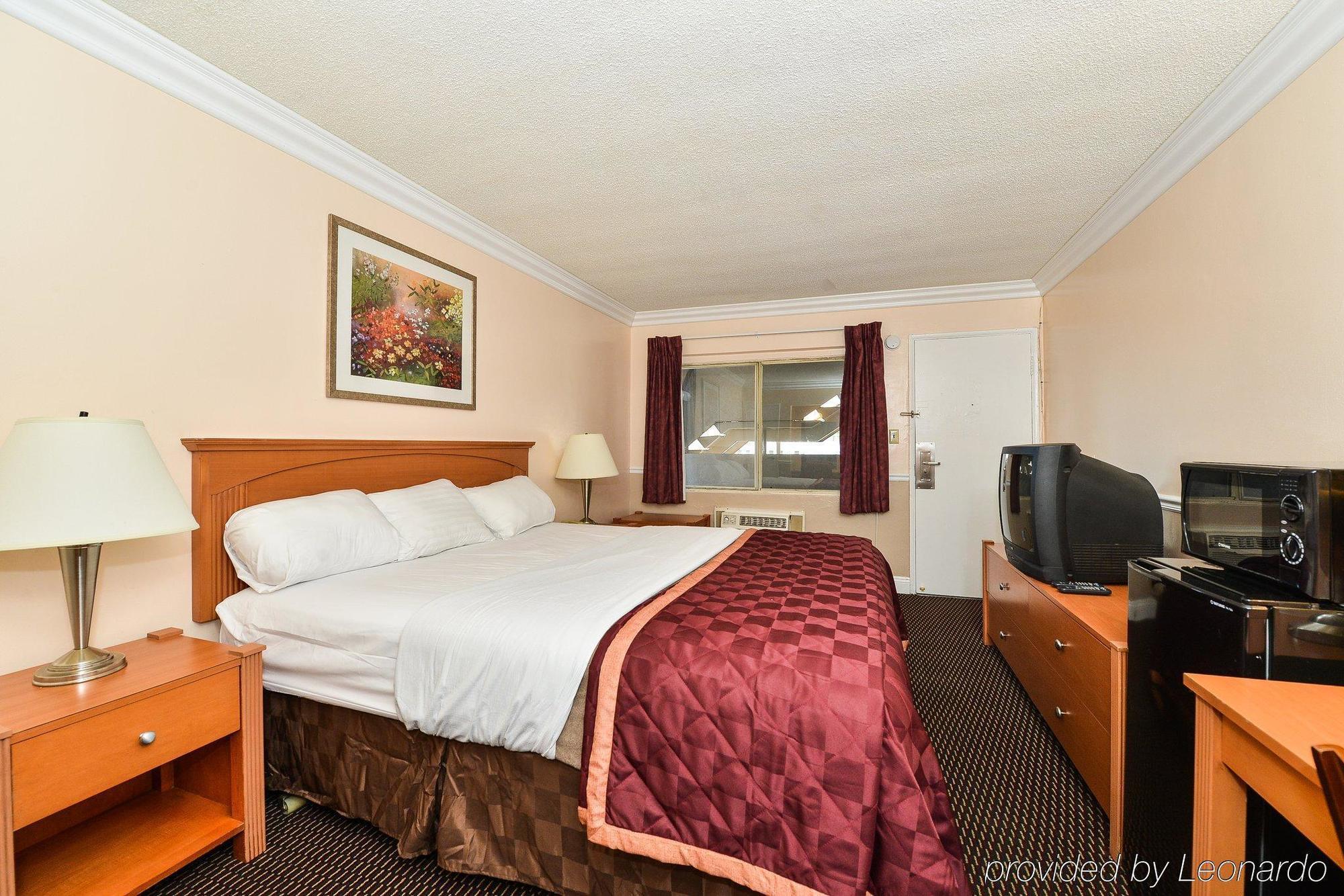 Americas Best Value Inn - Downtown Oakland/Lake Merritt Extérieur photo