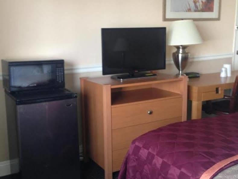 Americas Best Value Inn - Downtown Oakland/Lake Merritt Extérieur photo